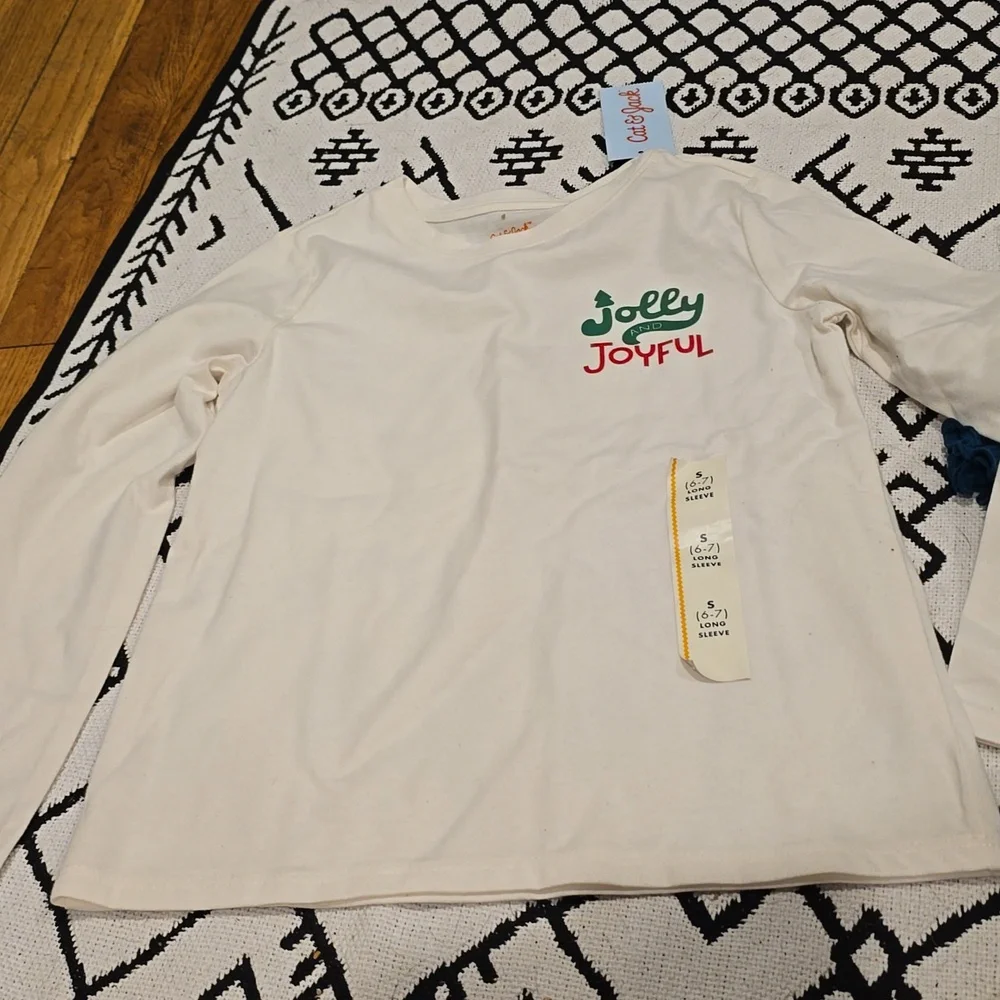 ❤️10/$13 New cat & jack Christmas long sleeved shirt